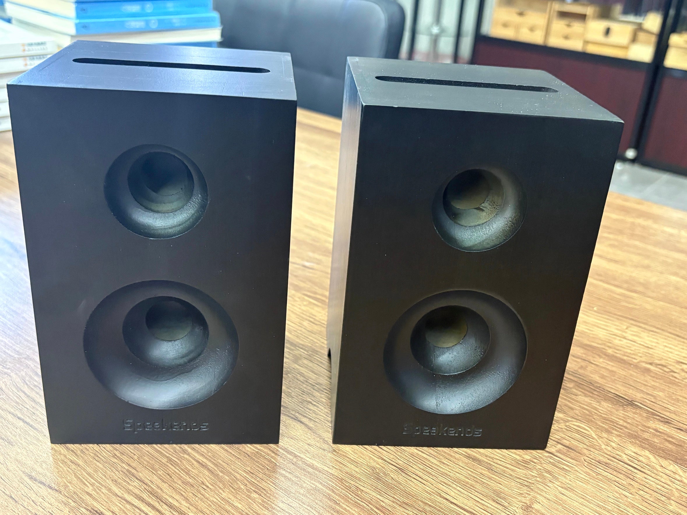 Speakends - Speaker Bookends - Black (Set of 2)
